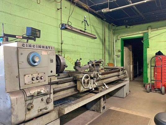 19" x 96" Cincinnati #19, Engine Lathe, 19" Swing, Taper Attatchment, 1970 - Image 3