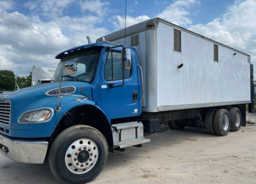 Daimler Trucks North America LLC #M2, Freight Liner M2 Equipped with new Boiler System, HS 156 sq.ft., 150 - Image 2