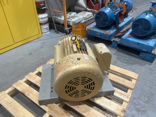 30 HP 1760 RPM Baldor EM4104T, Frame 286T, 230/460 Volts, 76/38 Amps - Image 1