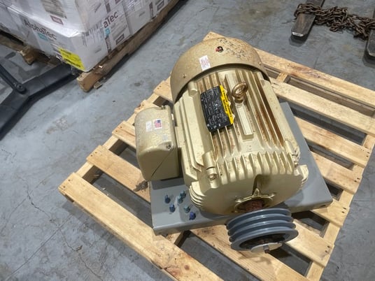 30 HP 1760 RPM Baldor EM4104T, Frame 286T, 230/460 Volts, 76/38 Amps - Image 2