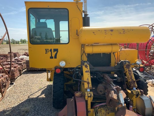 Rail car mover, Trackmobile #10000, 4 cyd engine, high rail - Image 6