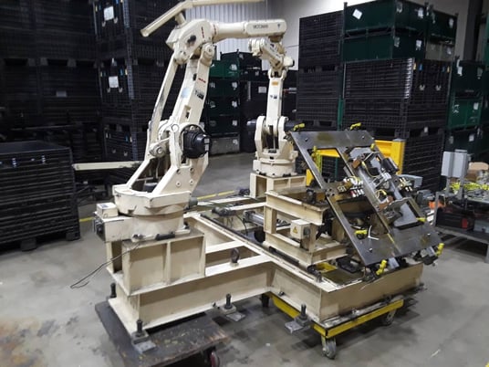 Motoman, YR-SK16-J00, Robotic Arm & Controller, Teach pendant, 1999 - Image 1