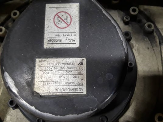 Motoman, YR-SK16-J00, Robotic Arm & Controller, Teach pendant, 1999 - Image 10