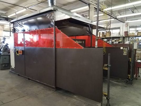 ABB, FlexArc 500C/AC, Welding Cell, IRB 2400L six axis robot, 500 kg positioner, 500 Amp Power Supply, 2001 - Image 2