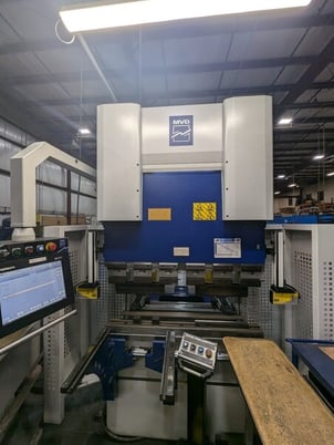 40 Ton, MVD #ibend-A-1250-40, Delem 58T Control, 4' overall, 2-Axis back gauge, low hours, 2018 - Image 1