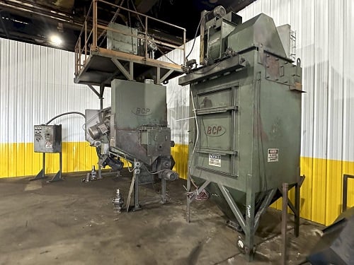 BCP #A4-7620, 3-wheel pass through blast machine, reclaim & dust collector, 60 HP, 1997 - Image 5