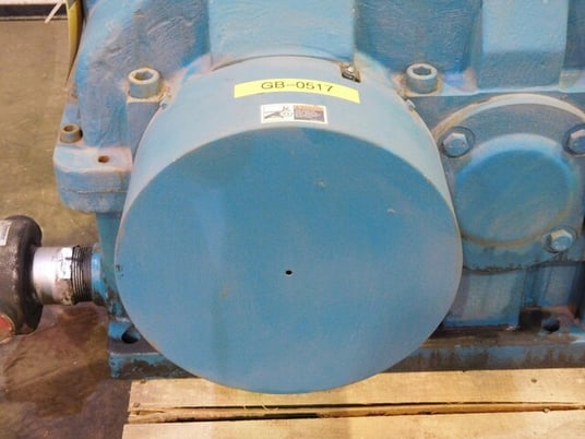 231 HP @ 1750 RPM, 107 RPM out, Rexnord R parallel shaft, right angle speed reducer, 16.25 ratio - Image 9