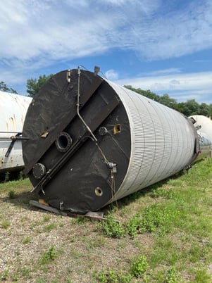 10000 gallon Stainless Steel mix tank - Image 1