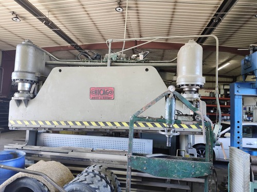 200 Ton, Chicago #200H-10, Hydraulic Press Brake, 10' overall, 12" Stroke, 8" Throat, 5" Shut Height, 1985 - Image 1