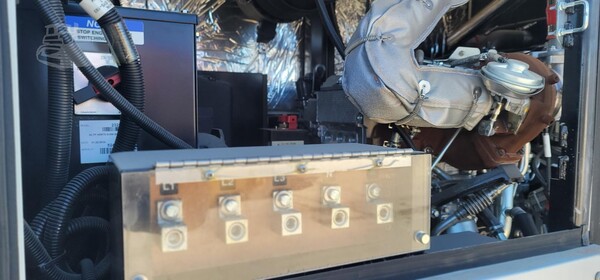 50 KW HiPower, towable generator set, 120/208 Volts, - Image 3