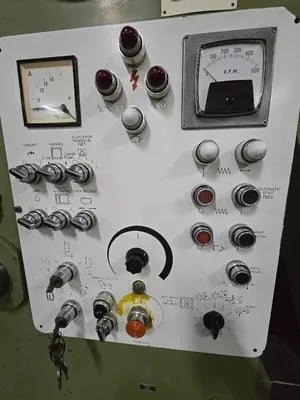 Liebherr #L-901, vertical gear hobber, 36" dia., 2 DP, in plant under power, excellent condition - Image 6