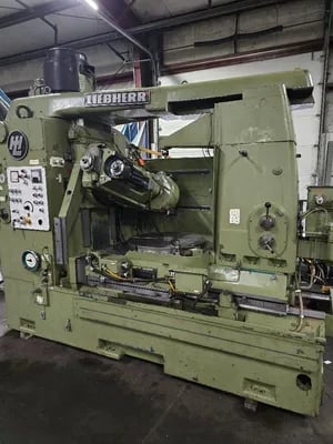 Liebherr #L-901, vertical gear hobber, 36" dia., 2 DP, in plant under power, excellent condition - Image 8