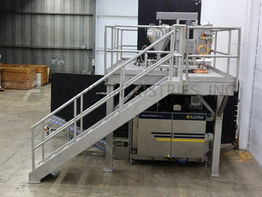 Ilapak #VT6000S, form & fill liquid machin, 210 Poches/min., 9" W x 19-3/4" L Capacity, 12" Outfeed Conveyor - Image 4