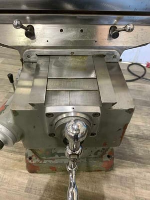 Millport #2, Vertical Mill, 9" x 42" Table, 5440 RPM, 18-3/4" Throat, 2 HP - Image 4