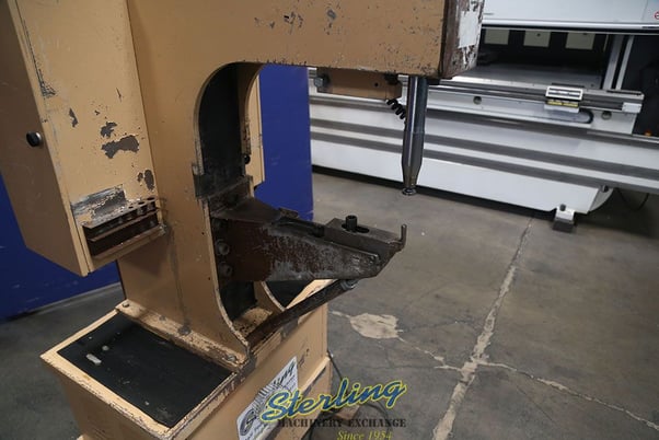 6 Ton, Haeger #H.P.6-B, insertion press, 18" throat, 8.5" ram adj., 8.5" adj stroke, electric foot control - Image 8