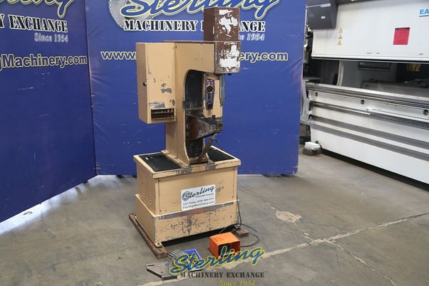 6 Ton, Haeger #H.P.6-B, insertion press, 18" throat, 8.5" ram adj., 8.5" adj stroke, electric foot control - Image 10