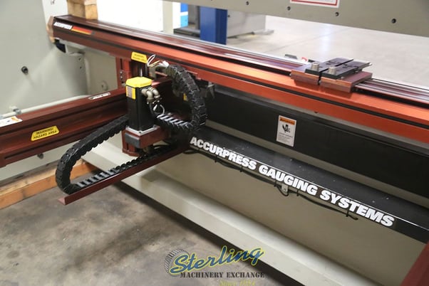 175 Ton, Accurpress, Advantage #717512, hydraulic CNC press brake, 12' overall, 124" between housing, 24" BG - Image 6