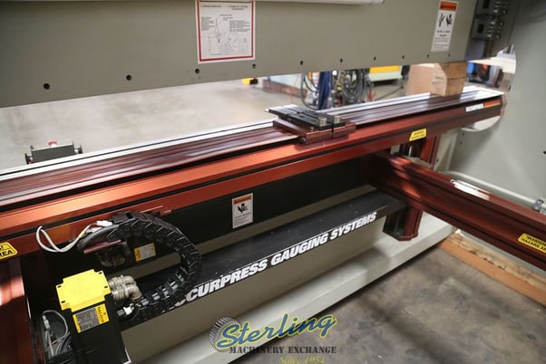 175 Ton, Accurpress, Advantage #717512, hydraulic CNC press brake, 12' overall, 124" between housing, 24" BG - Image 8