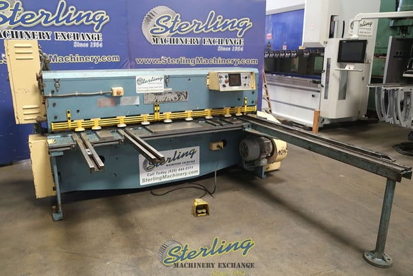 3/16" x 6' Amada #M-2045, heavy duty mechanical power shear, 9 holddows, 2.5" throat, 39.37" front operated - Image 1