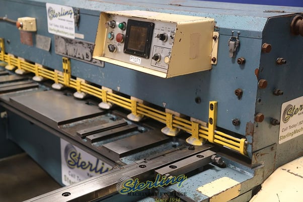 3/16" x 6' Amada #M-2045, heavy duty mechanical power shear, 9 holddows, 2.5" throat, 39.37" front operated - Image 10