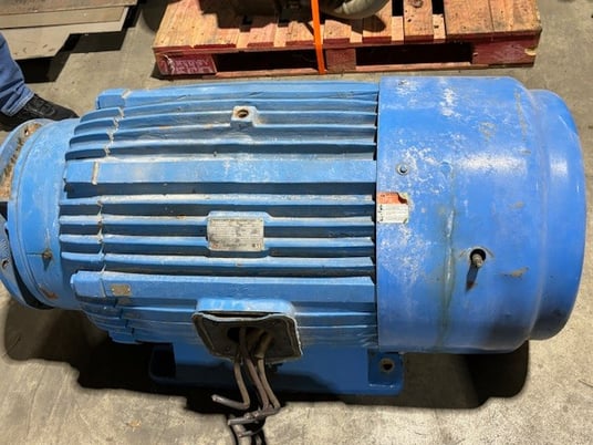 200 HP 3570 RPM U.S. Motors Motors, Frame 447TSC, TEFC, 460 Volts - Image 2