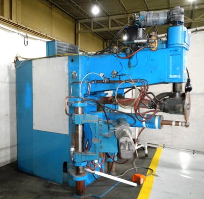 200 KVA Sciaky #PMM2TLC, Seam Welder, 80000 Amp., 10" x 48" Throat Dim., 4000 lb. @ 80 PSI Electrode Force - Image 4