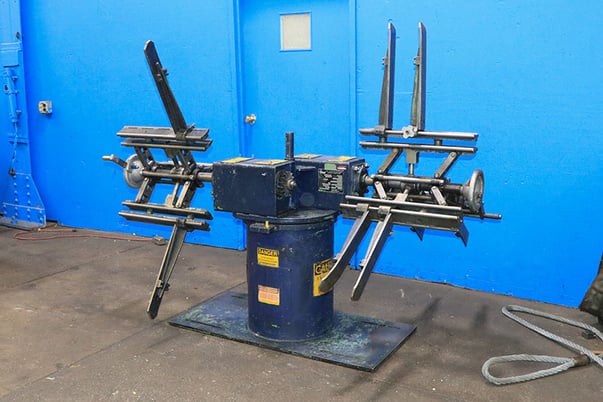 1600 lb. Cooper Weymouth #2RD, Uncoiler, 18" Coil Width Capacity, (9) Keepers, 1995 - Image 2