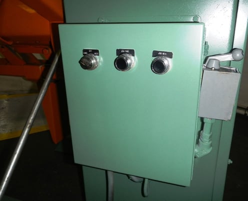 4000 lb. American #60, Uncoiler, 24" Width Capacity, 21" ID x 60" outside dimensions, 440 V., 1988 - Image 5