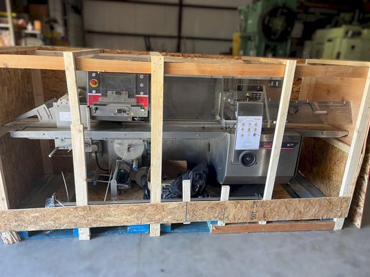 Redpack #NTS, Flow Wrapper, 10' Infeed, Herma 500 Label Applicator, 2021 - Image 2