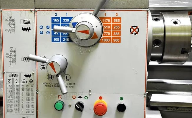 16" x 60" GMC #GML-1660HD, Gap Bed Metal Lathe w/2-Axis digital read out, 2.06" Spindle bore, 10-25" guideway - Image 4