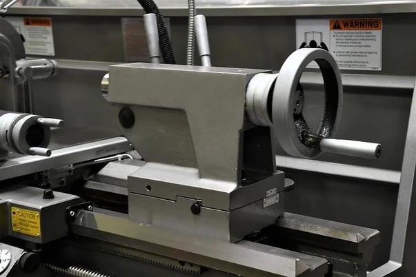 16" x 60" GMC #GML-1660HD, Gap Bed Metal Lathe w/2-Axis digital read out, 2.06" Spindle bore, 10-25" guideway - Image 5