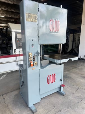 24" x 12" Grob #NS-24, Vertical Band Saw, 28" x 24" Table, 1/16" - 1" Blade width, 50-2030 FPM, 1 HP, 220 V - Image 1