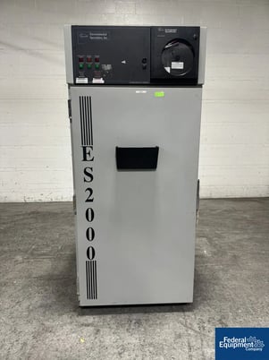 34" width x 28" D x 60" H Environmental Specialties #ES2000 CDMD, Stability Chamber, 70&deg;C, 230 V. - Image 1