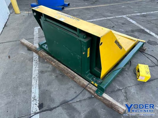 Southworth #TLZTU2-85, 2000 lb., 110 V., electric foot pedal container tilter, 1 phase, 1 HP, 2013 - Image 3