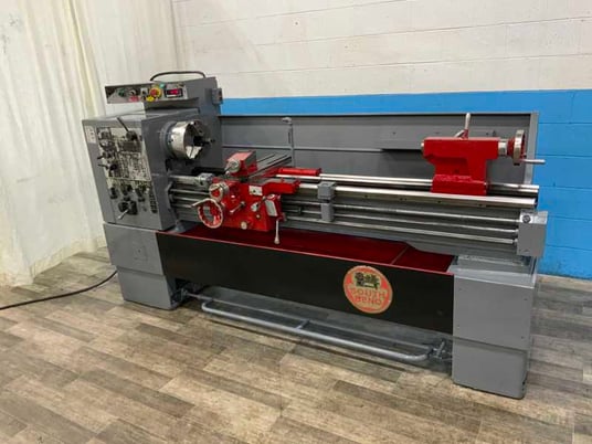 16" x 60" South Bend Gap Bed Engine Lathe, 16" swing, 60" centers, 10" chuck - Image 3