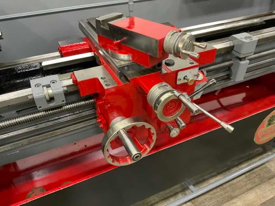 16" x 60" South Bend Gap Bed Engine Lathe, 16" swing, 60" centers, 10" chuck - Image 5