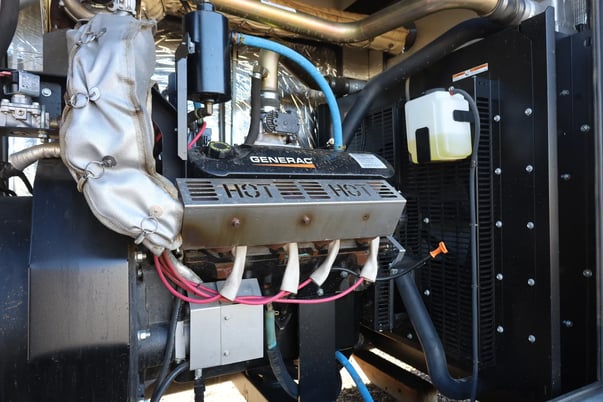 150 KW Generac #SG150, liquid propane, 480 Volts, 60 Hz, 3-phase, enclosed generator - Image 4