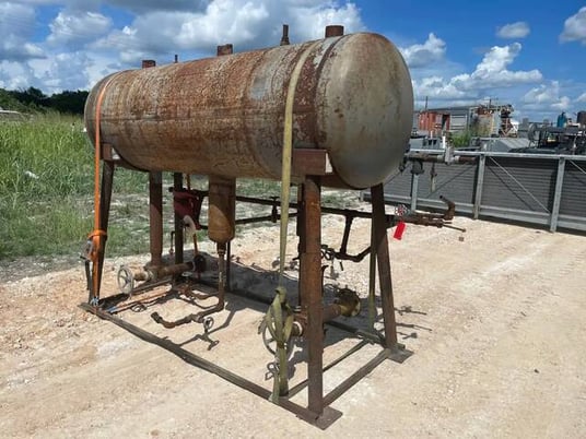 850 Gal. E.L. Nickell Ammonia Reciever, 36" x 168" Capacity, 250 PSI, 650&deg;F, 1993 - Image 8