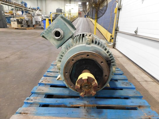 75 HP 1780 RPM Reliance Electric XEX Duty Master electric motor, Frame 365TC, TEFC, 460 Volts - Image 4