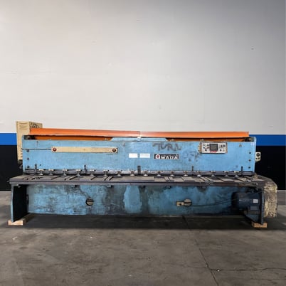 .177" x 13.4' Amada #M-4045, Power Squaring Shear, Amada Control, 40" Backgauge, 50 SPM, 15 HP, 460 V. - Image 1