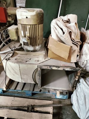 7600 cfm Murphy-Rodgers #MRZ-17, 6-Bag Dust Collection System, 2006 - Image 7