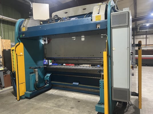 143 Ton, Pullmax Ursviken #OptiFlex-130, hydraulic, 8.6' OA, DNC control, 2001 - Image 2