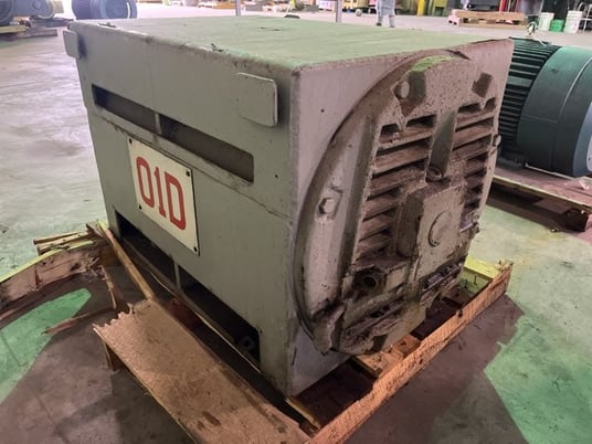 400 HP 3600 RPM General Electric, Frame 8188S, DPSB, 460 Volts - Image 2
