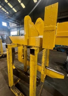 40000 lb. C-Hook, 37" Arm, 48" Coil Width, 37" Throat, 4.5" x 13" Bale Opening - Image 3