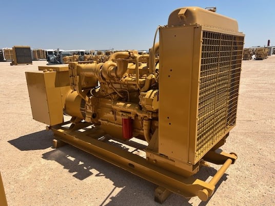 350 KW Caterpillar #D3406B-DITA, Generator Set, 1800 RPM, 544 BHP, 480 Volts, CAT Digital Control - Image 2