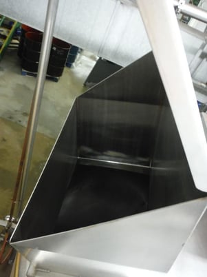 1200 gallon Feldmeier, 304 Stainless Steel mixing tank, 72" dia. x 654" straight wall, dish style bottom - Image 2