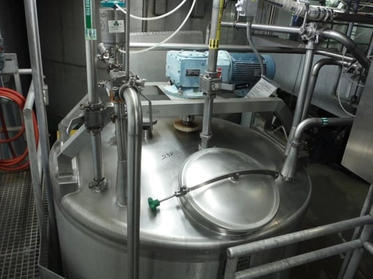 1200 gallon Feldmeier, 304 Stainless Steel mixing tank, 72" dia. x 654" straight wall, dish style bottom - Image 4