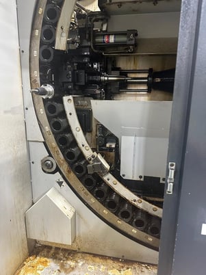 Makino #A61, 4-Axis CNC horizontal machining center, 19.7" x 19.7" Pallet Capacity, 28.7" X, 25.6" Y, 28.7" - Image 4