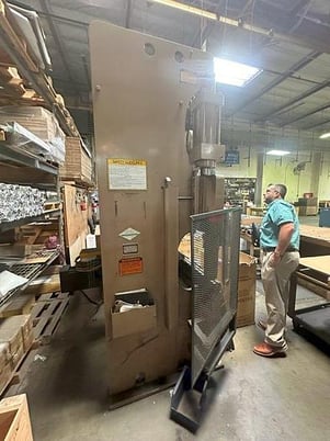 60 Ton, Cincinnati #Pro-Form-4, CNC press brake, 6' overall, 54" between housing, 11" stroke, 20" open, foot - Image 3