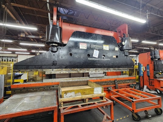 400 Ton, Cincinnati #400H, hydraulic press brake, 16' overall, 125" between housing, 12" stroke, 50 HP - Image 1